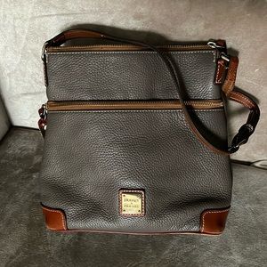 Dooney & Burke Bag in excellent condition
